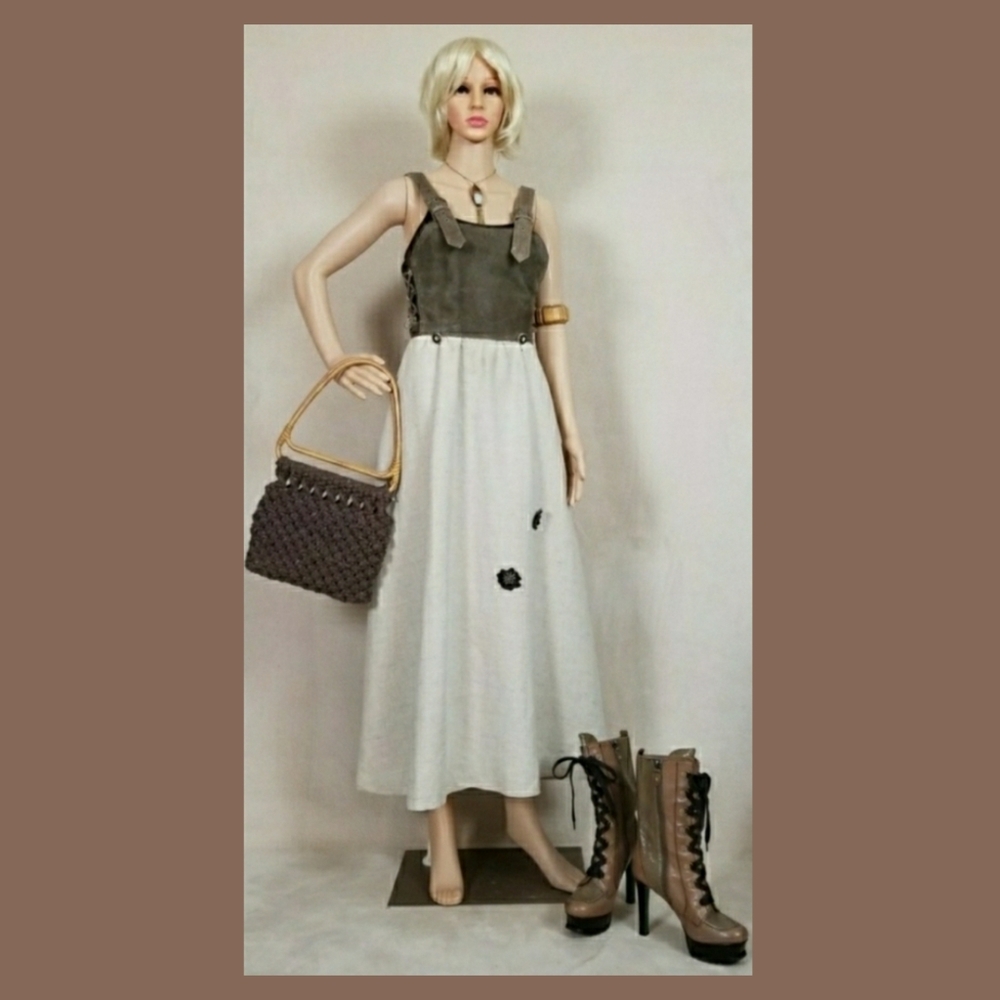 Suede german dress - Picture 1 of 8